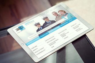Ein IPad zeigt eine Informationsseite zur Polizeilichen Kriminalprävention des Bundes und der Länder